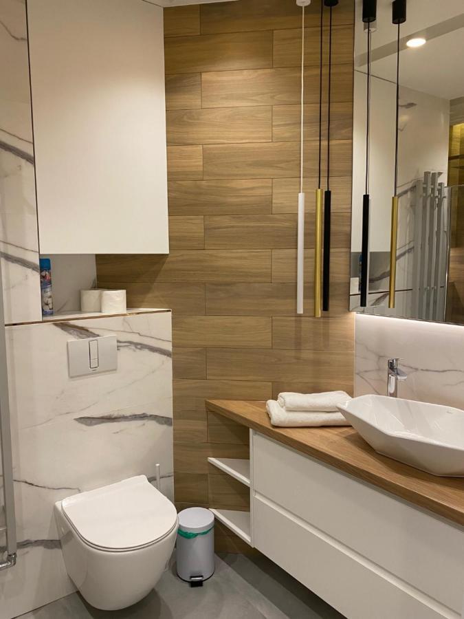 Family & Business Elegant Apartments Ventus IX Wiekow- Centrum Downtown New! Kielce Exterior foto